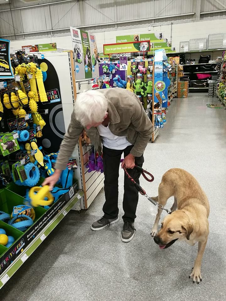 CC0B9ECC-1257-4206-B8EE-28600CDEF500